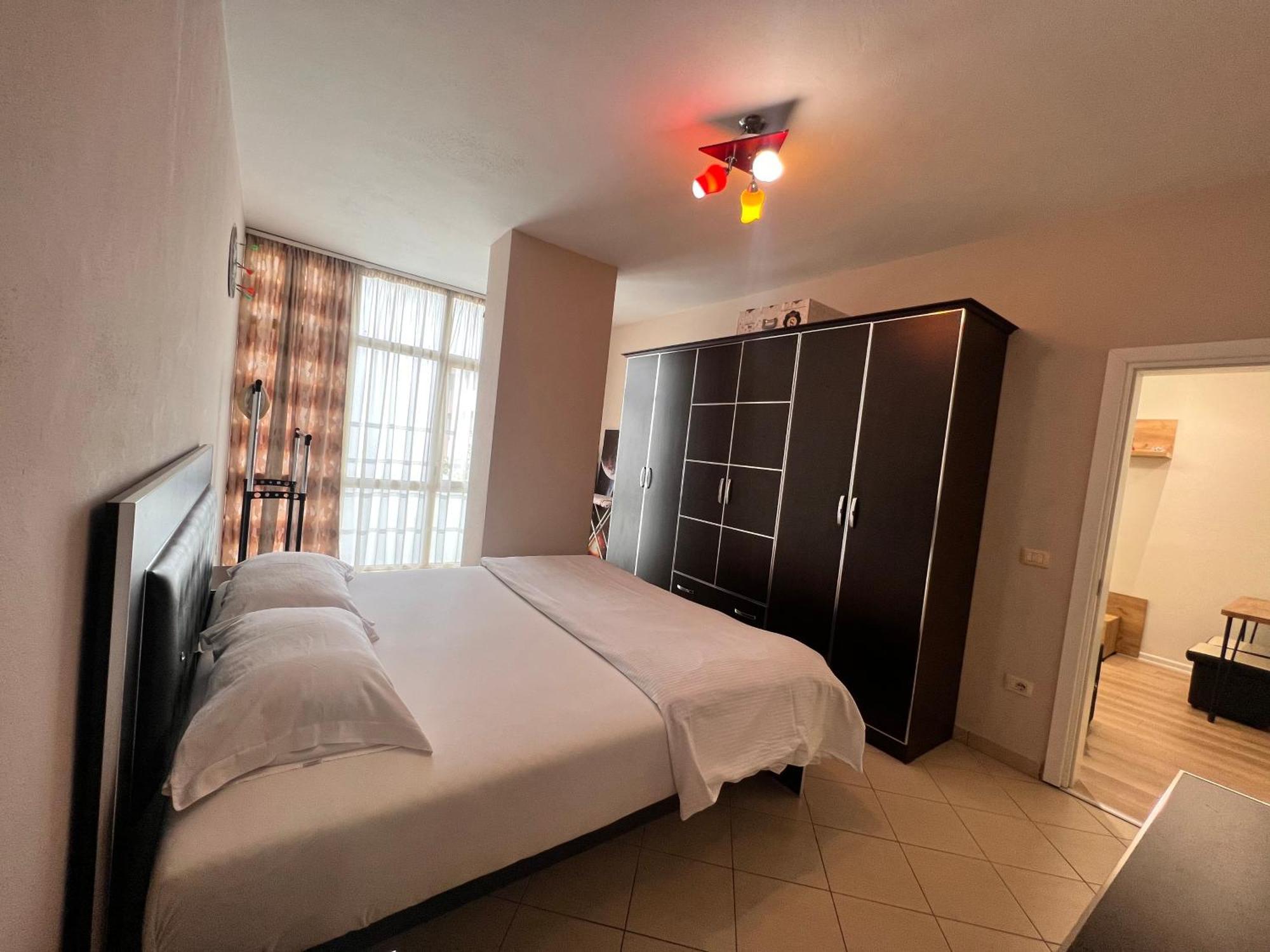 Tirana Modern One Bedroom Lägenhet Kashari